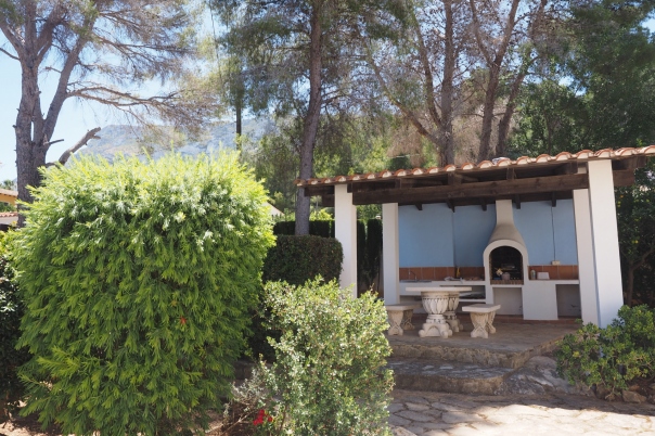 6 bed villa in Denia