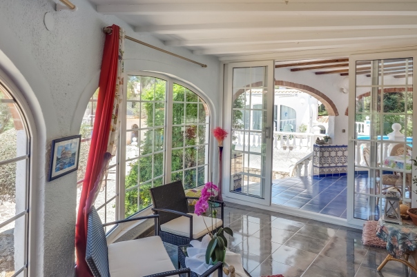 6 bed villa in Denia
