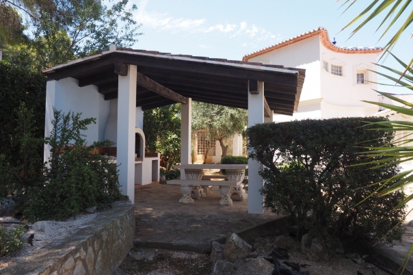 6 bed villa in Denia