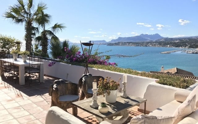 Moraira & Javea Villas - Holiday Villa Rentals & Winter Lets