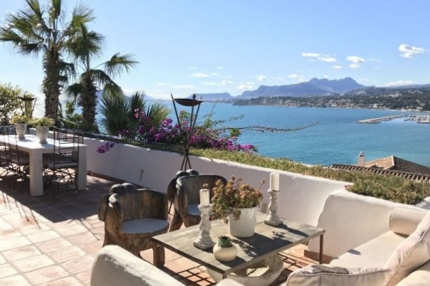 Moraira & Javea Villas - Holiday Villa Rentals & Winter Lets