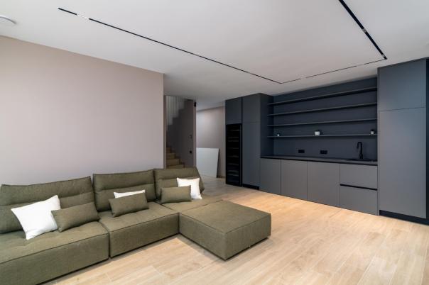 5 bed villa in Albir