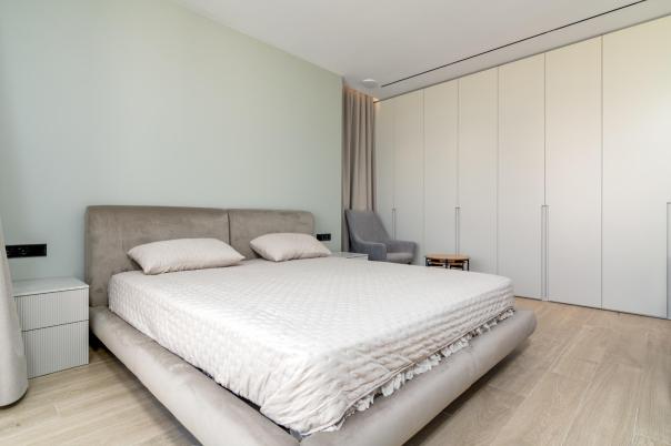 5 bed villa in Albir