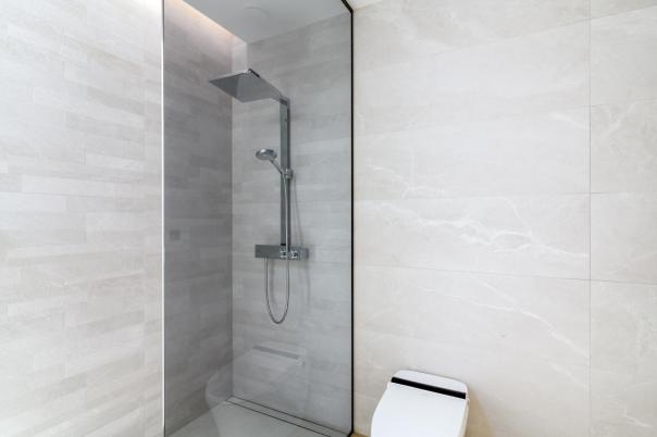 5 bed villa in Albir