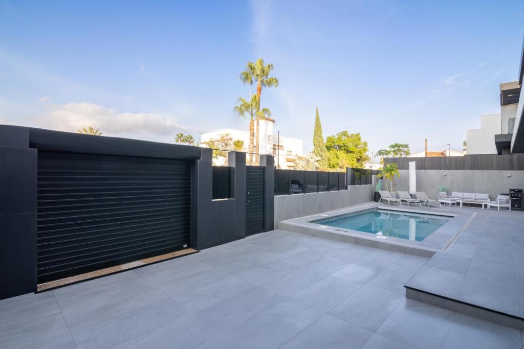 5 bed villa in Albir