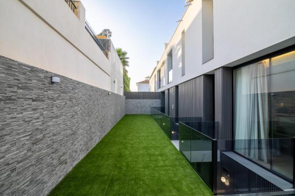 5 bed villa in Albir