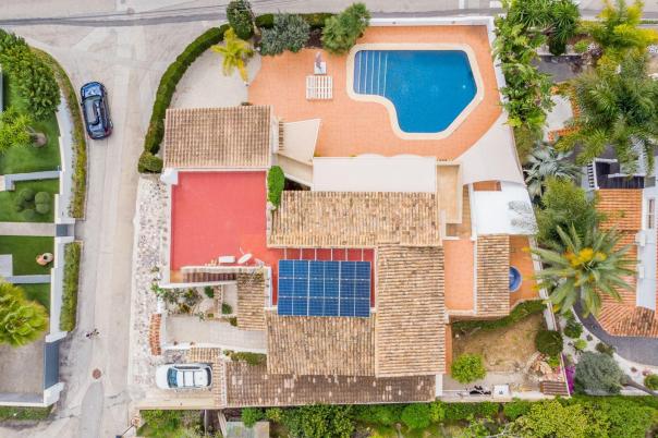 4 bed villas in Moraira