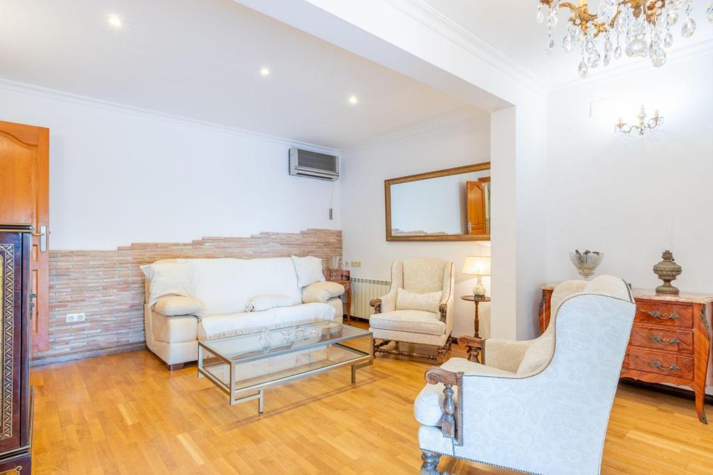 4 bed villas in Moraira