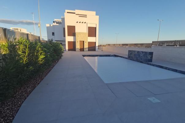 3 bed villa in Los Montesinos