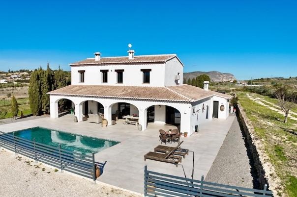 3 bed country houses - fincas in Benissa