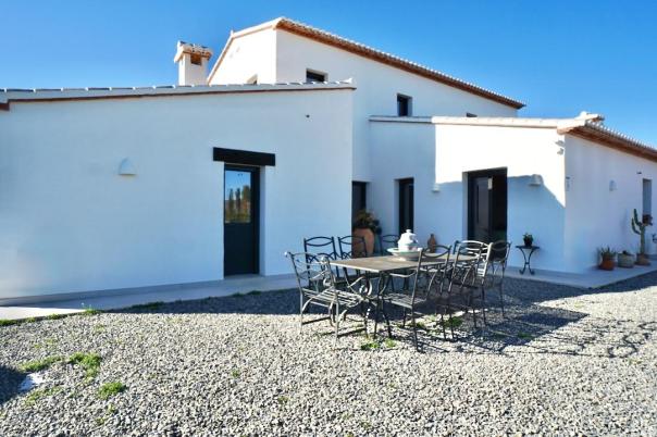 3 bed country houses - fincas in Benissa