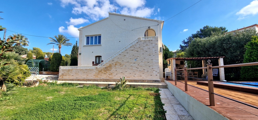 4 bed villa in Calp