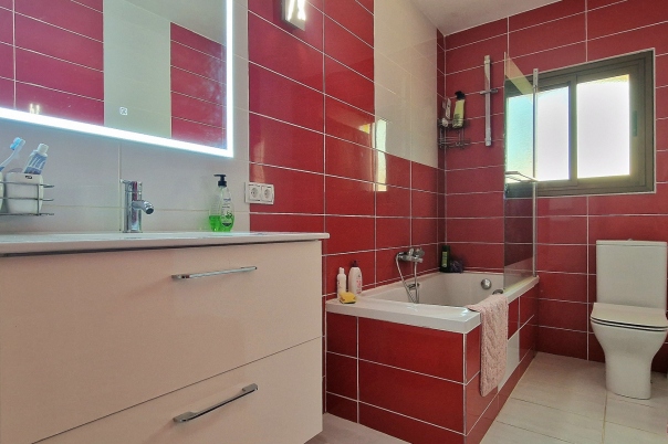 4 bed villa in Calp