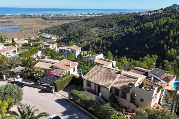 6 bed villa in Pego