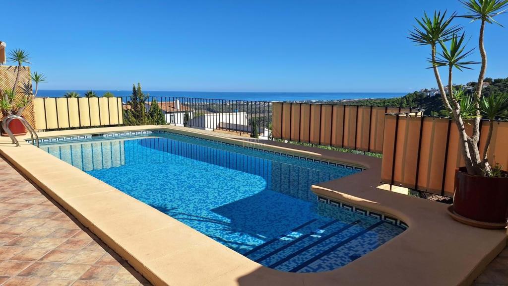 6 bed villa in Pego