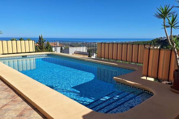 6 bed villa in Pego