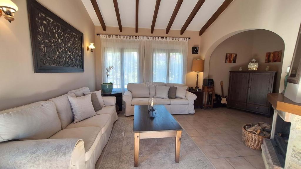 6 bed villa in Pego