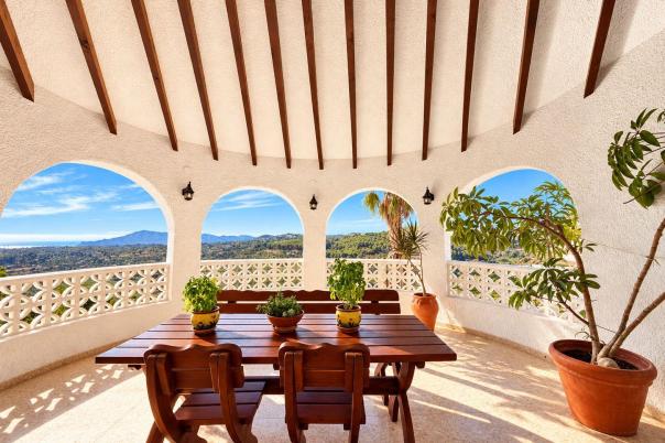 4 bed villa in Callosa de Ensarriá