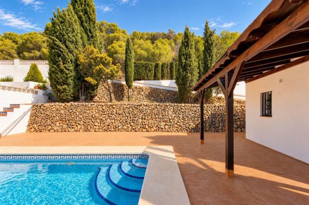 4 bed villa in Callosa de Ensarriá