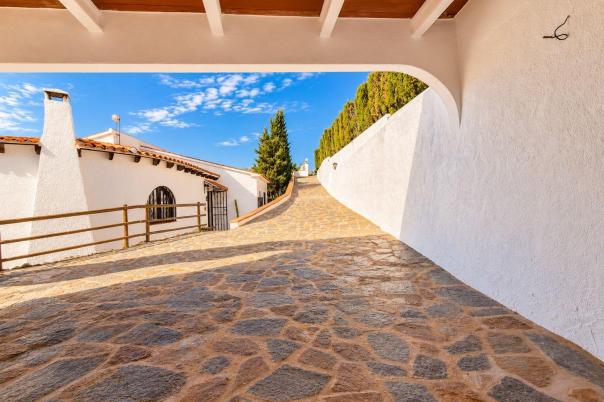 4 bed villa in Callosa de Ensarriá