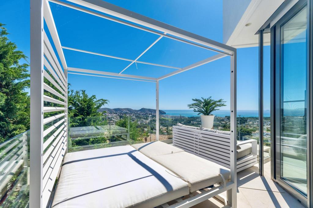 4 bed villa in Moraira