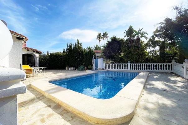 4 bed casa / chalet in Calpe