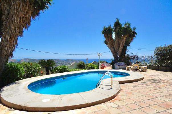 3 bed villas in Moraira