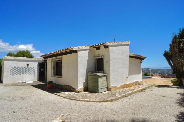 3 bed villas in Moraira