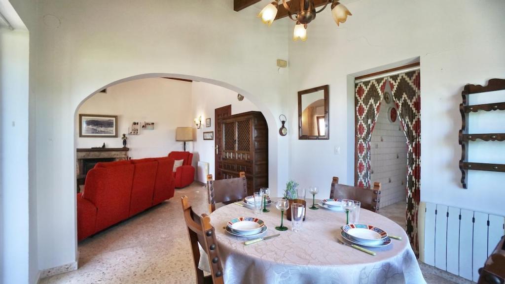 3 bed villas in Moraira