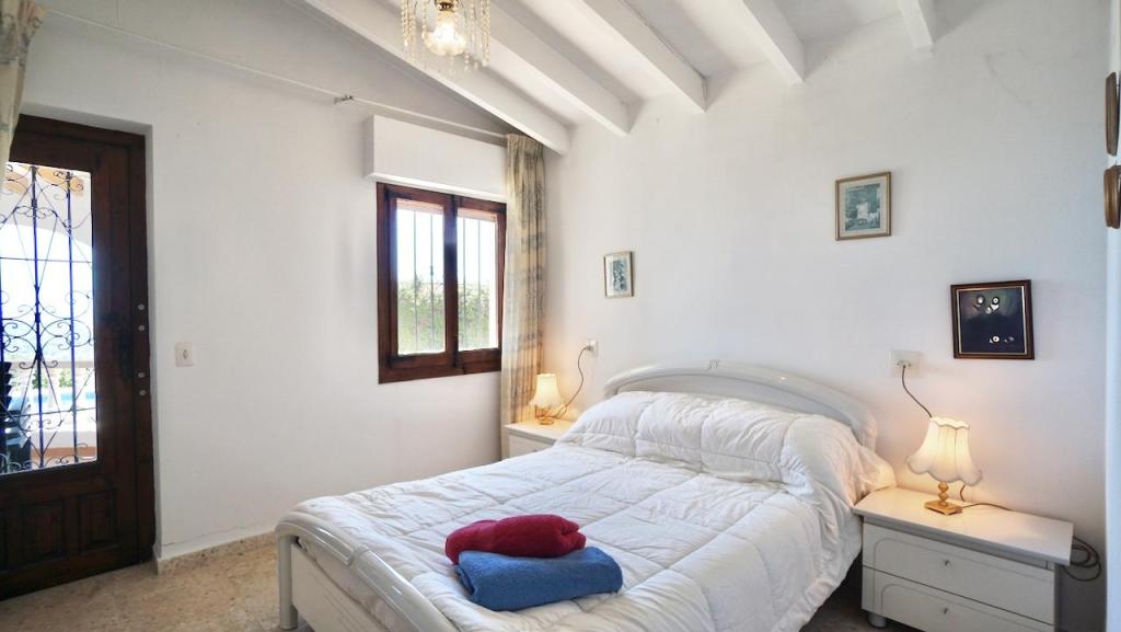 3 bed villas in Moraira