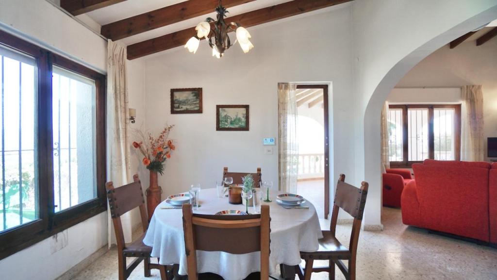 3 bed villas in Moraira