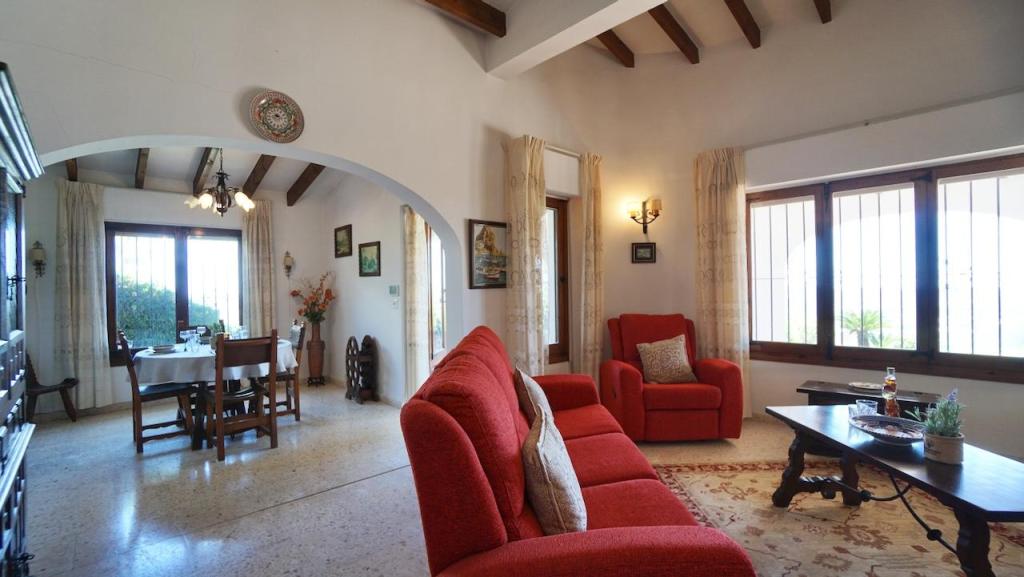 3 bed villas in Moraira