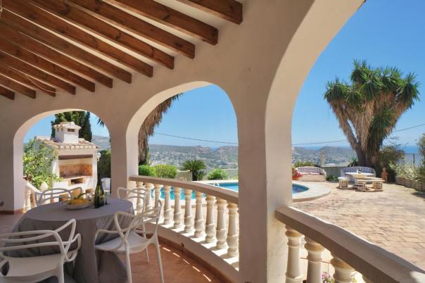 3 bed villas in Moraira