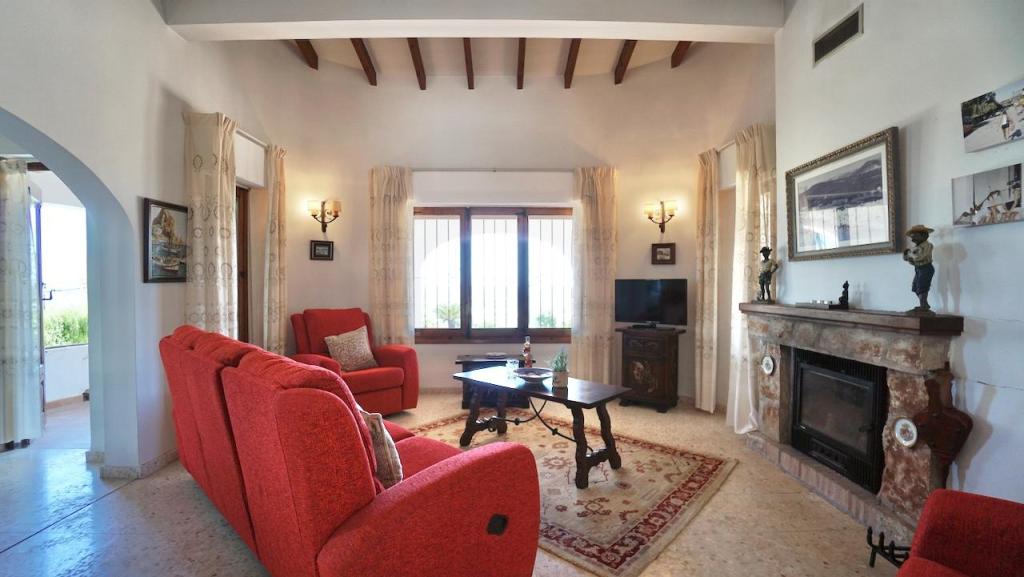3 bed villas in Moraira
