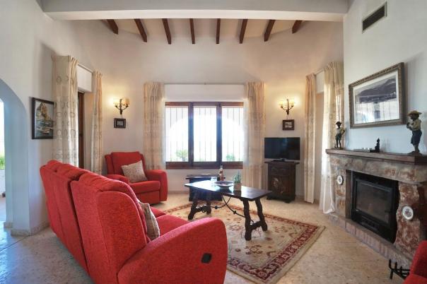 3 bed villas in Moraira