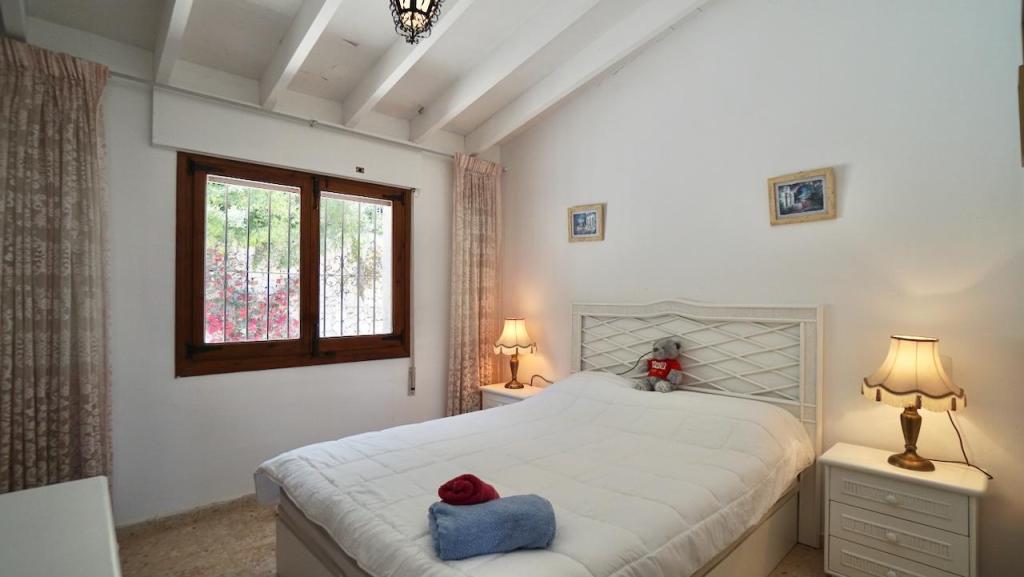 3 bed villas in Moraira