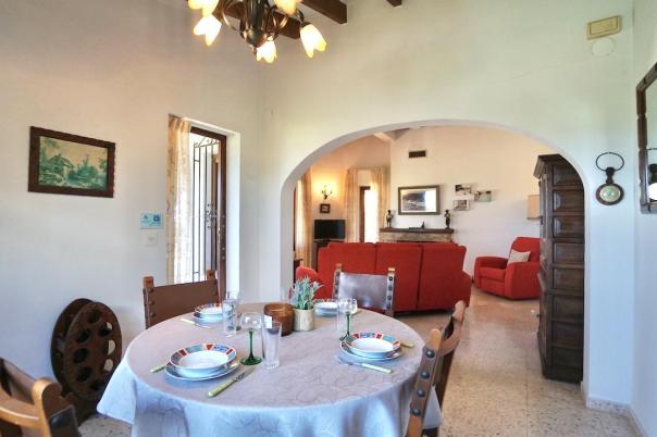 3 bed villas in Moraira