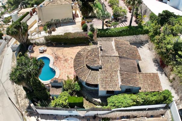 3 bed villas in Moraira