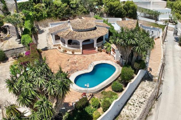 3 bed villas in Moraira