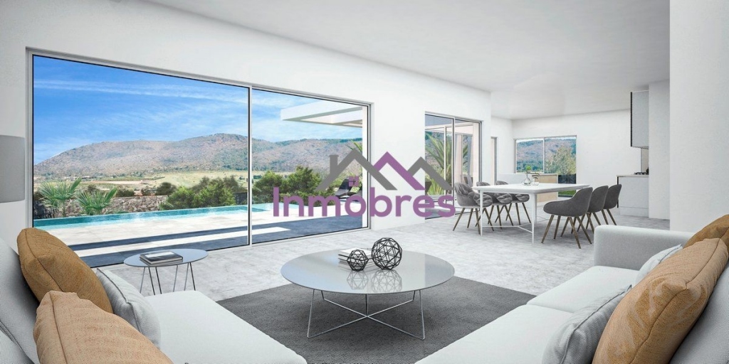 4 bed casa / chalet in Dénia