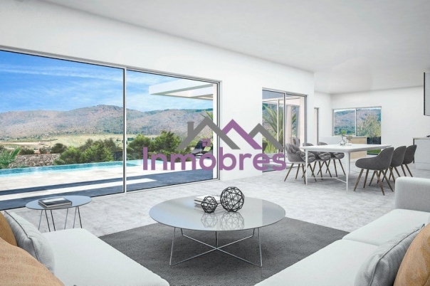 4 bed casa / chalet in Dénia