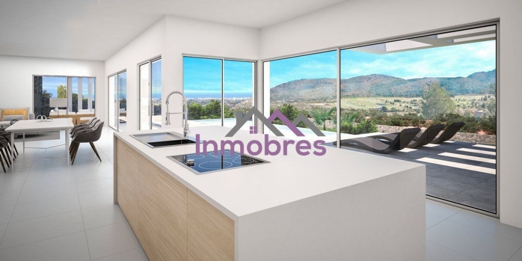 4 bed casa / chalet in Dénia
