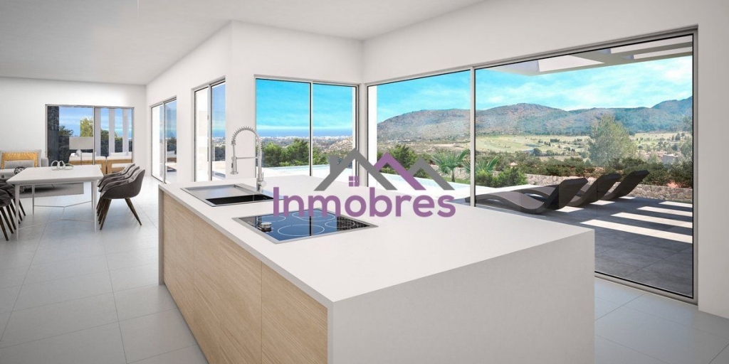 4 bed casa / chalet in Dénia