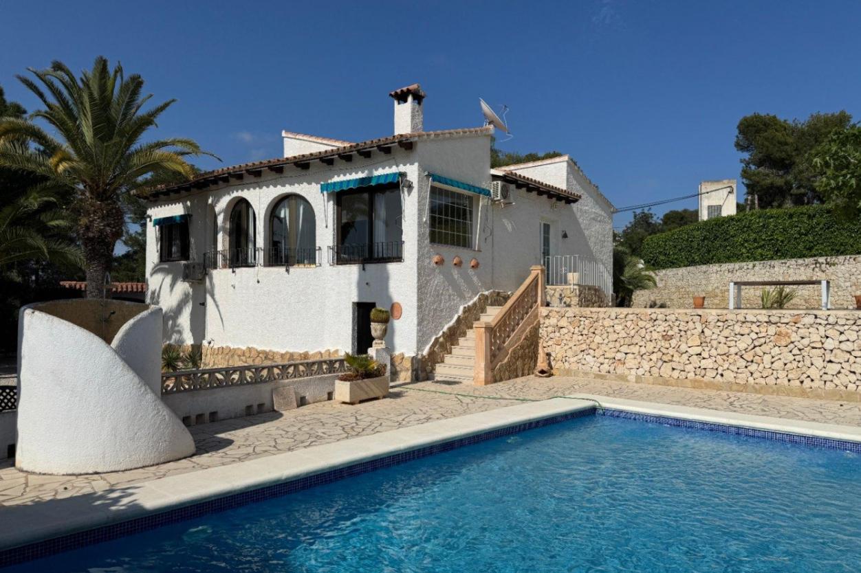 2 bed villa in Moraira