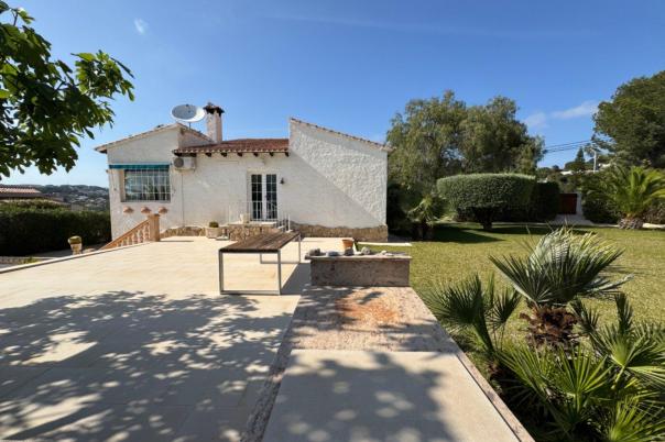 2 bed villa in Moraira