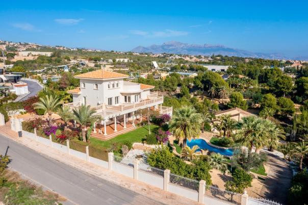 7 bed villa in Benidorm
