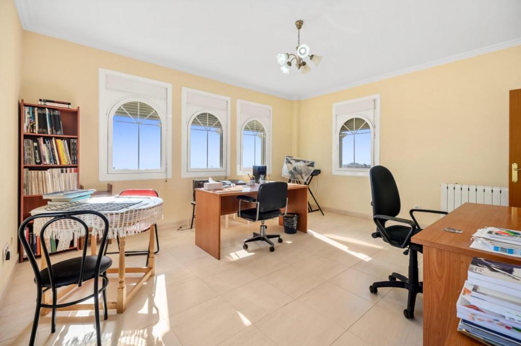 7 bed villa in Benidorm