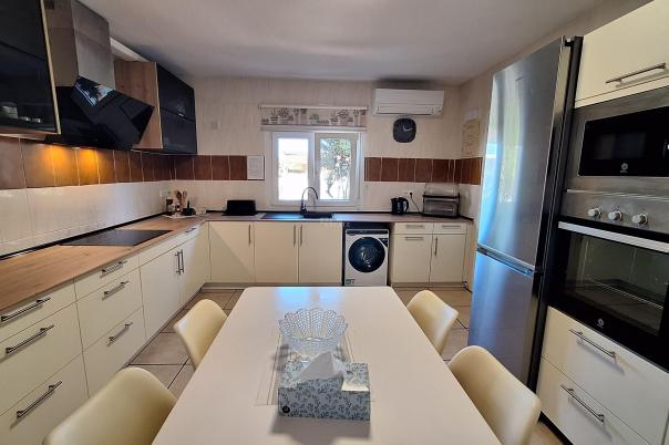 8 bed villa in Dénia