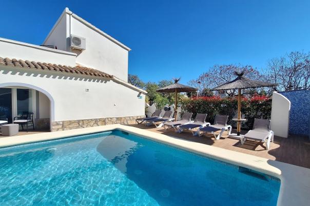 8 bed villa in Dénia