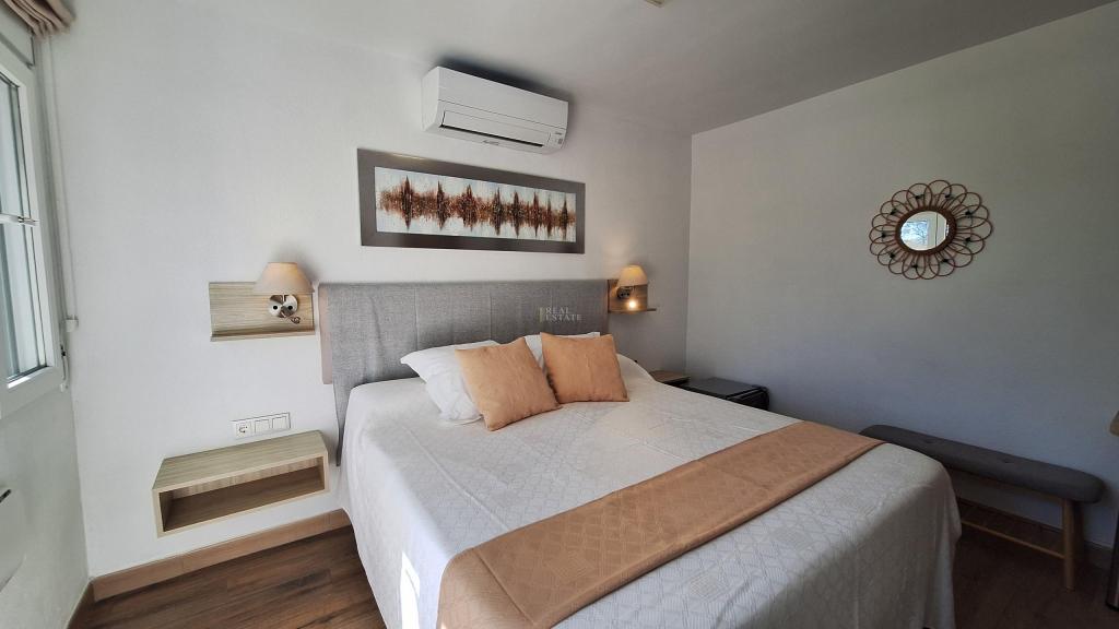 8 bed villa in Dénia